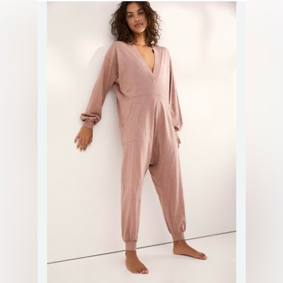Free People Soft Blush V-Neck Relaxed Jumpsuit - Picture 9 of 10